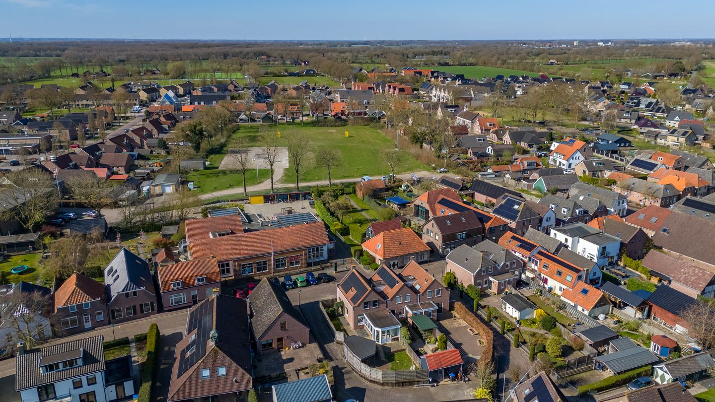 Photo 4 of Kloosterweg 35