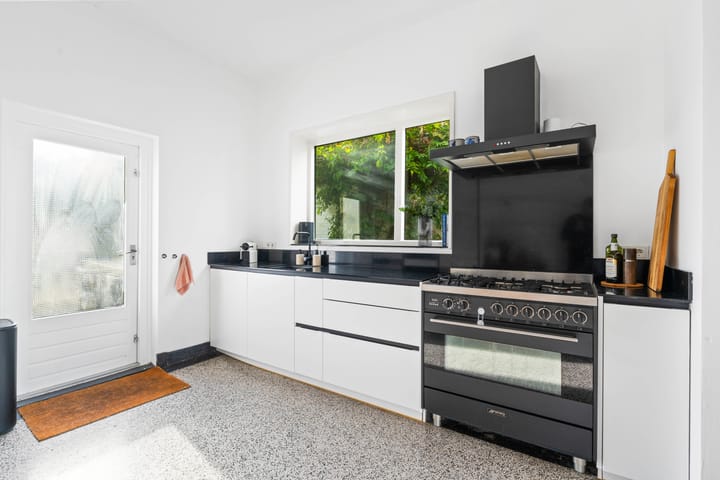 Foto 23 van Mecklenburgstraat 49