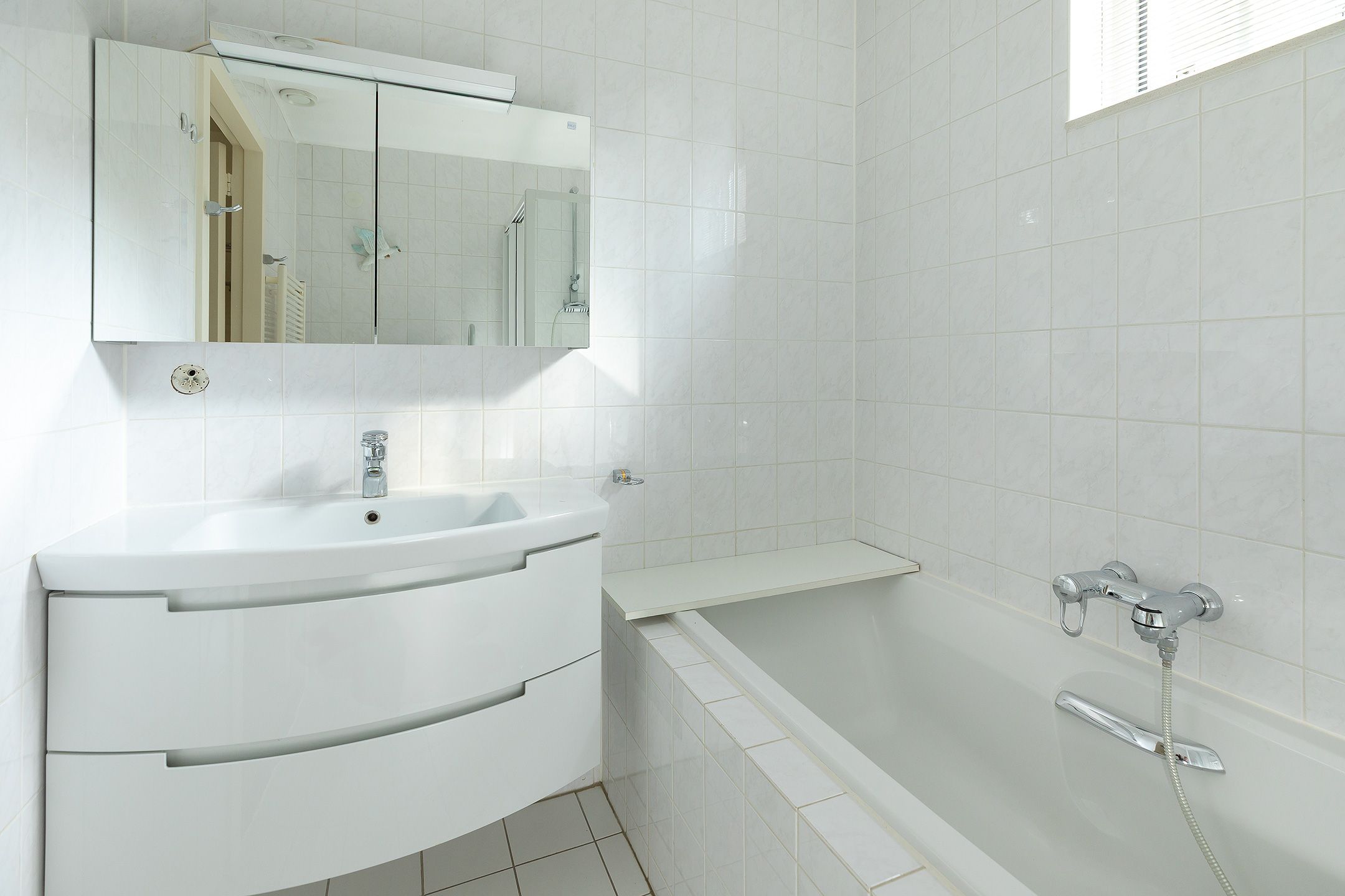 Foto 15 van Roeltjesweg 1-1