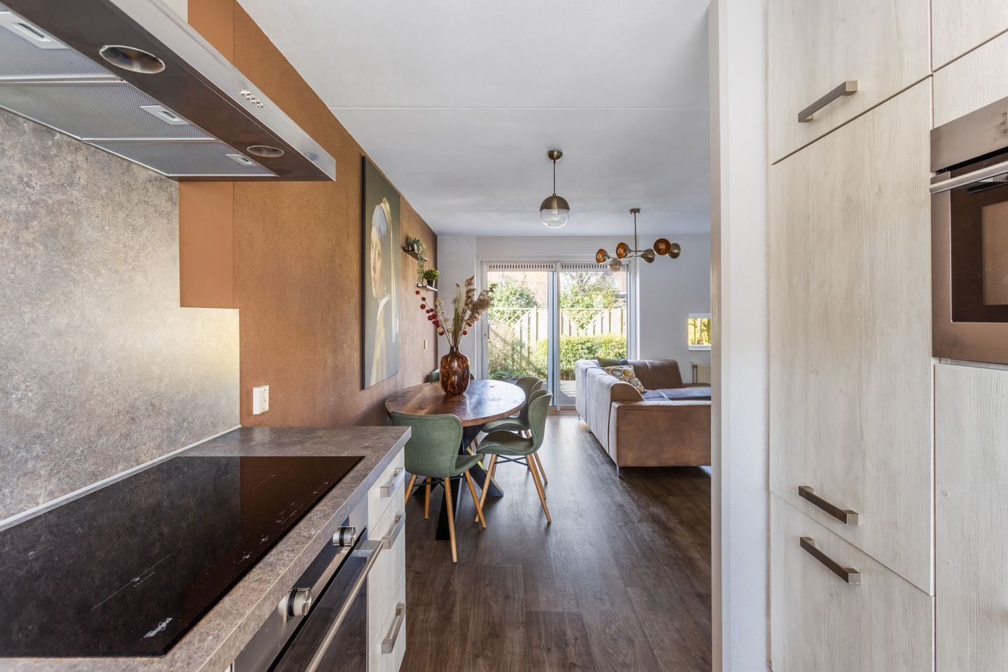 Photo 5 of Julianastraat 15-A