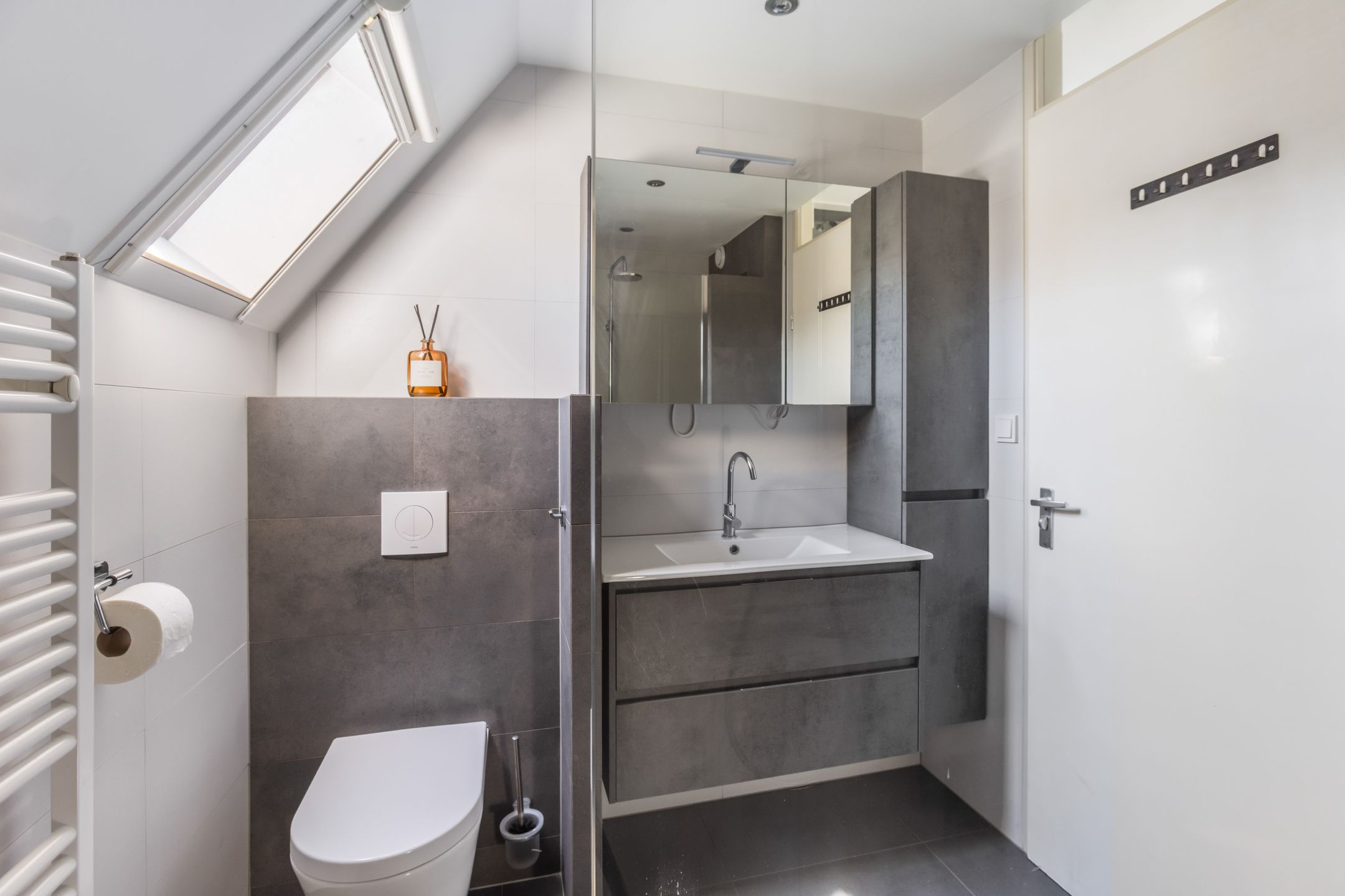 Photo 24 of Julianastraat 15-A