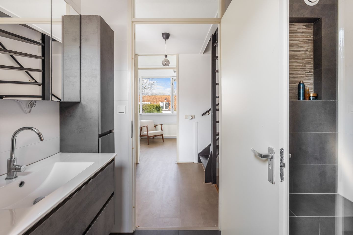 Photo 25 of Julianastraat 15-A