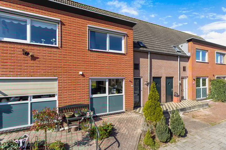 Foto 33 van Julianastraat 15-A