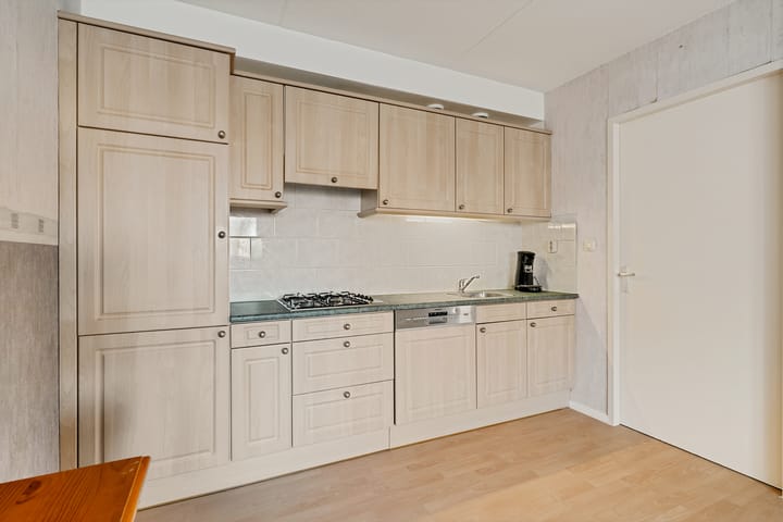 Photo 18 of Hoornbladstraat 29-C