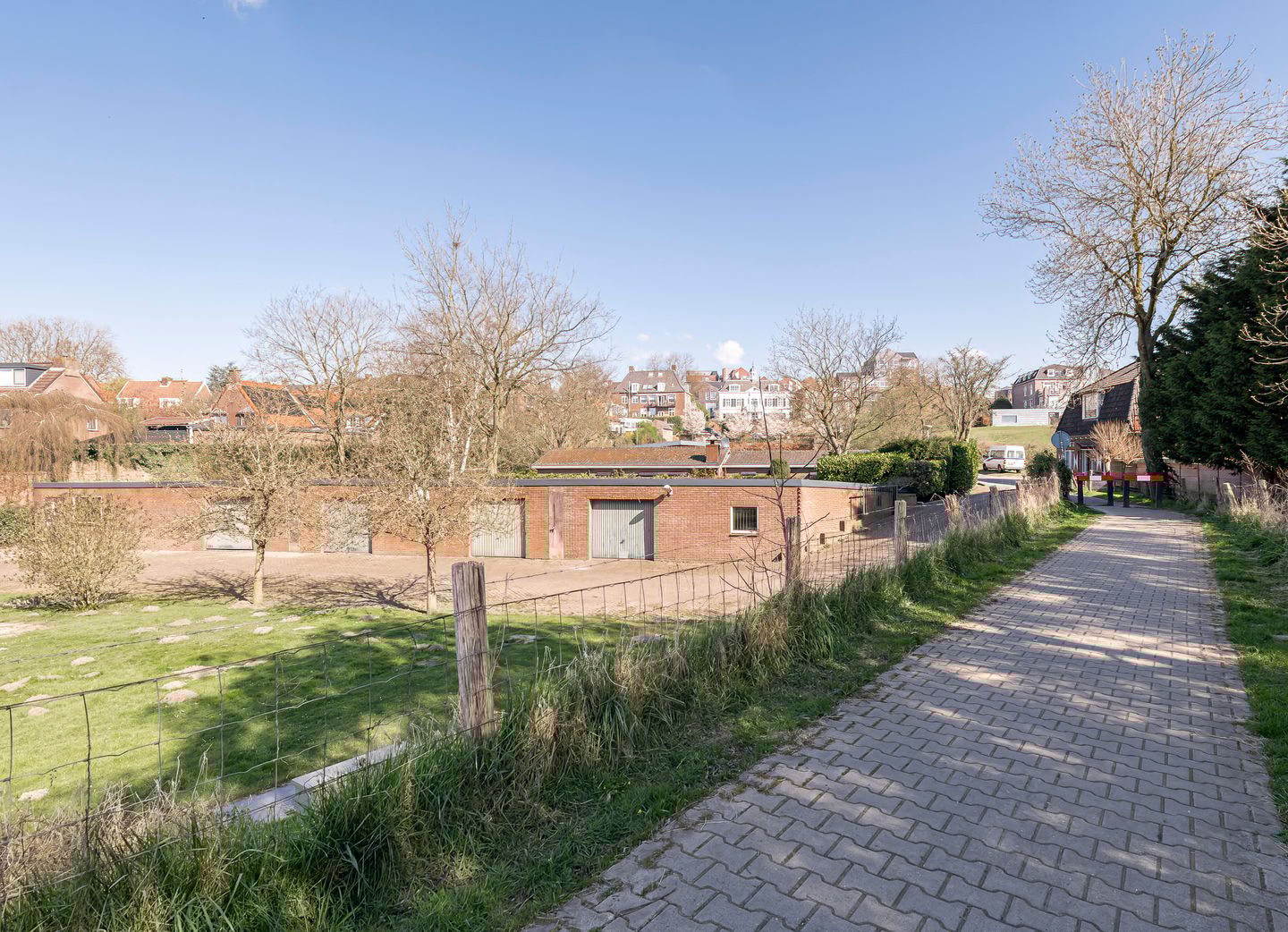 Foto 19 van Buitenomme 12