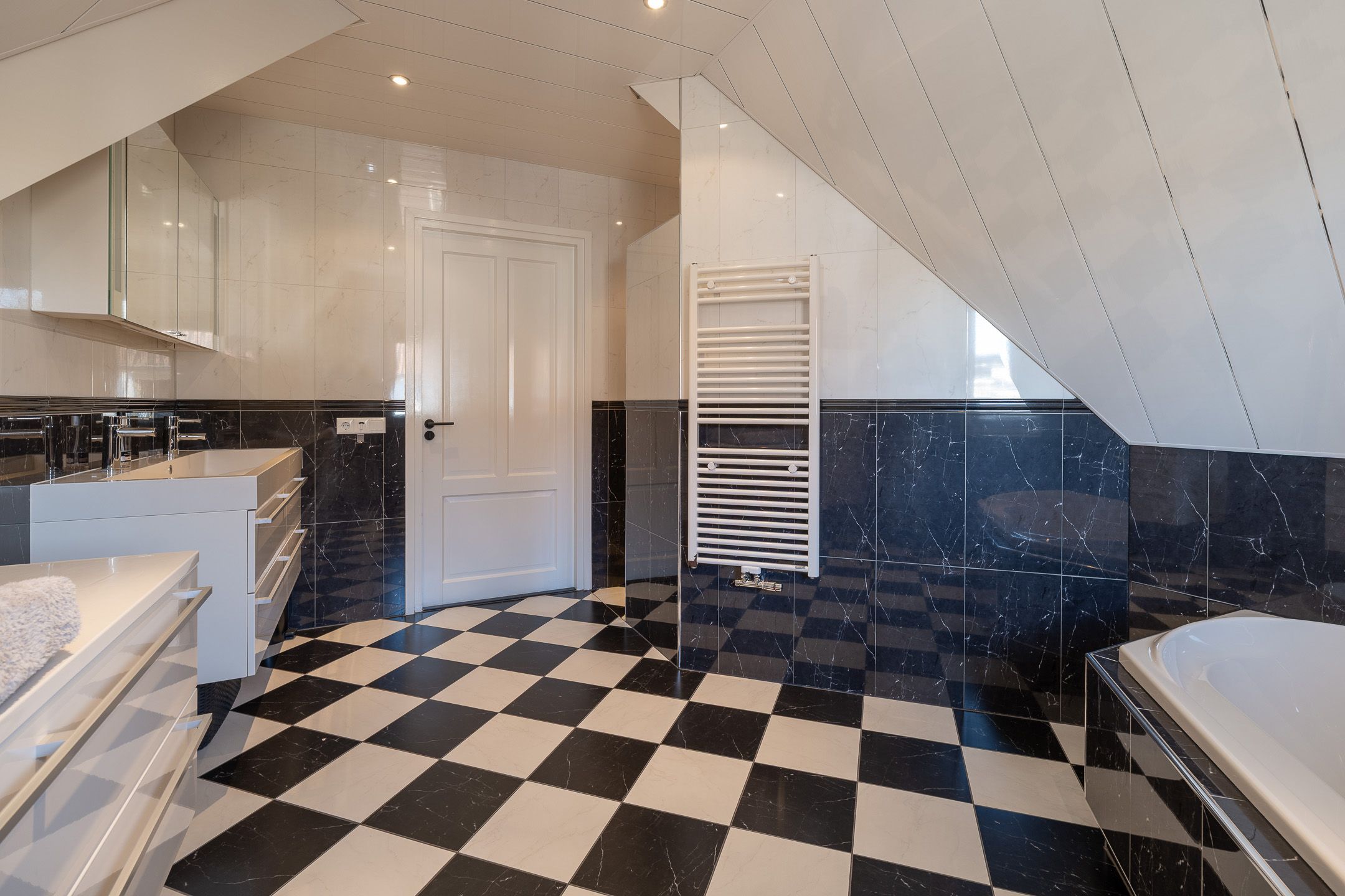 Foto 33 van Jan van der Heydenstraat 2