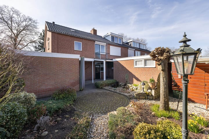 Foto 20 van Meester Muldersstraat 57