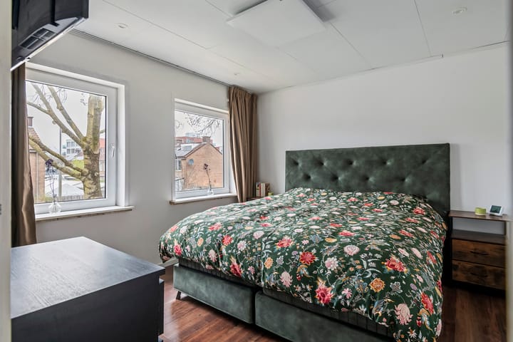 Foto 2 van Bisschop Adelboldlaan 5