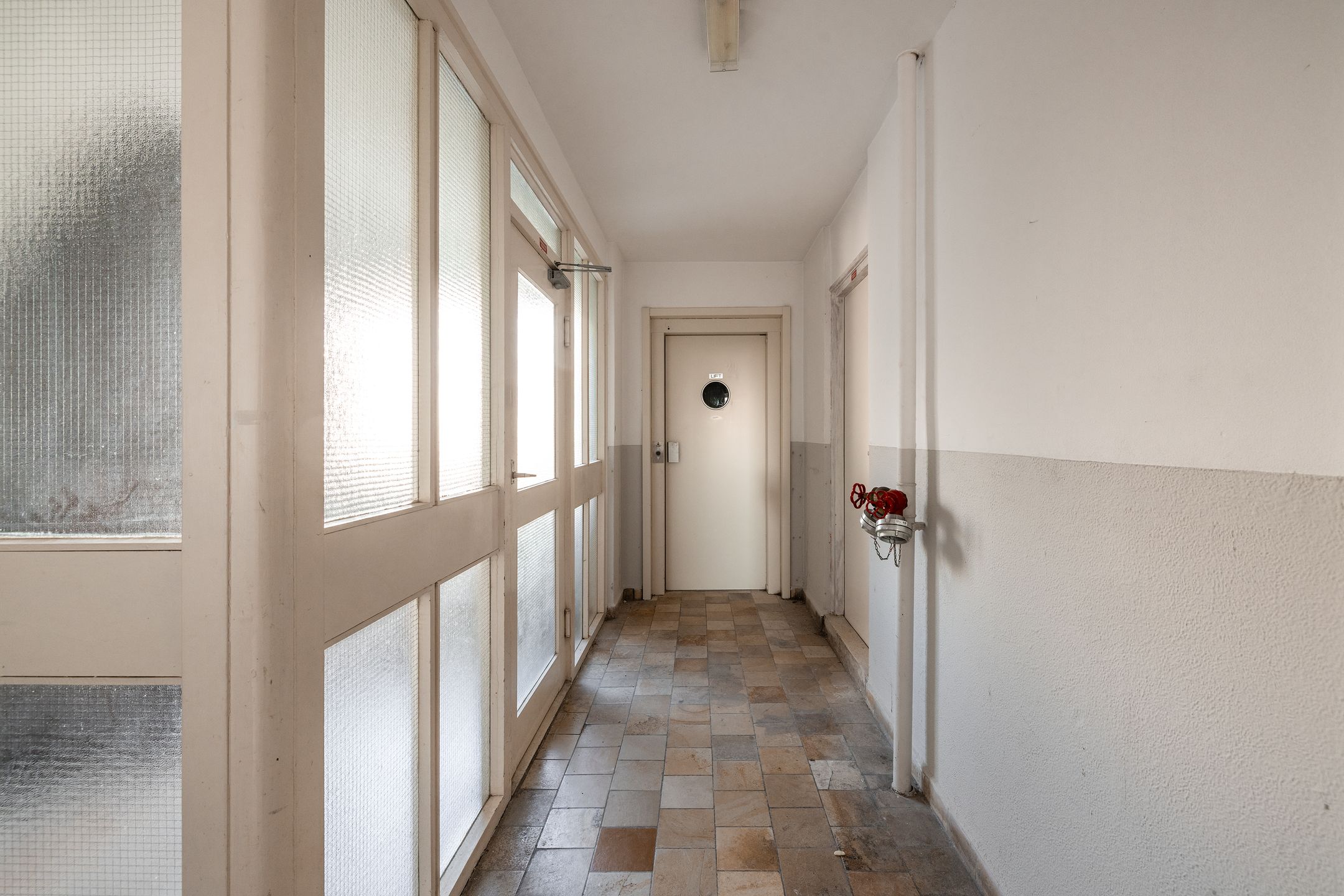 Foto 21 van Burgemeester van Alphenstraat 55-F2