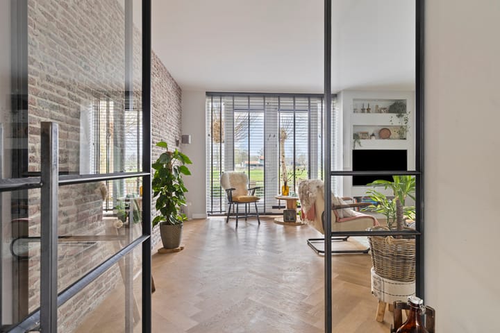 Photo 9 of Menno van Coehoornsingel 16