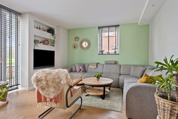 Photo 10 of Menno van Coehoornsingel 16