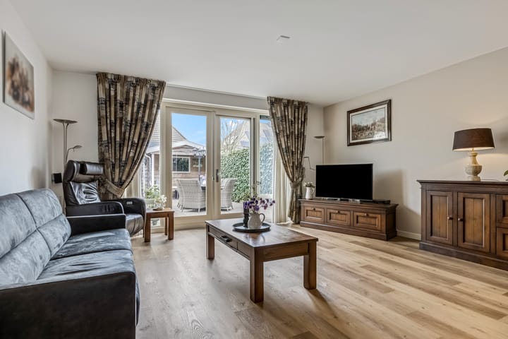 Foto 8 van De Weide 12