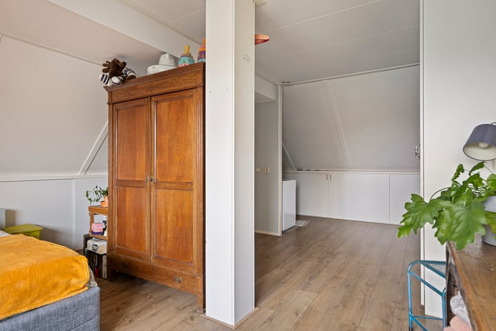 Photo 28 of Menno van Coehoornsingel 16