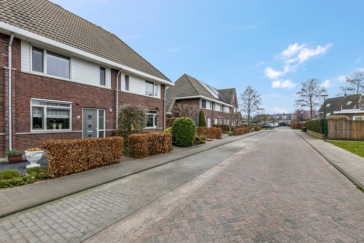 Foto 25 van De Weide 12