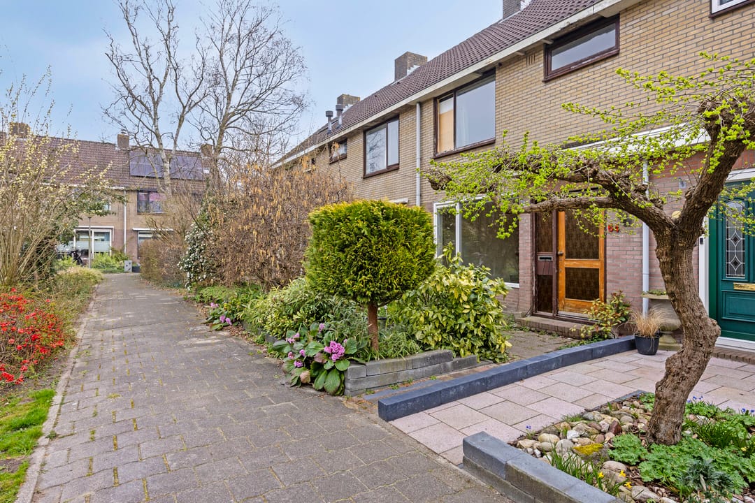 Foto 1 van G. Leegwaterhof 64