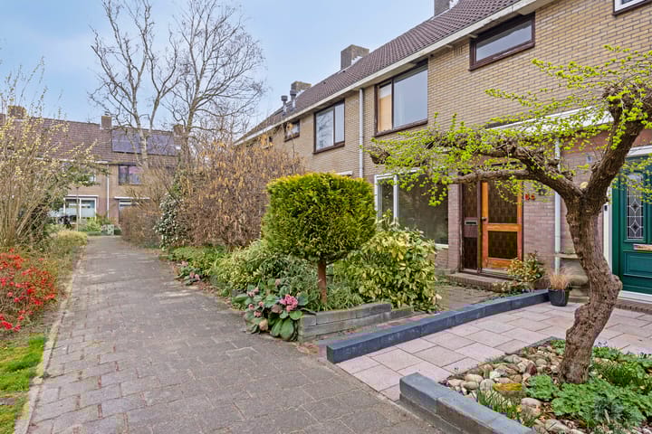 Foto 1 van G. Leegwaterhof 64