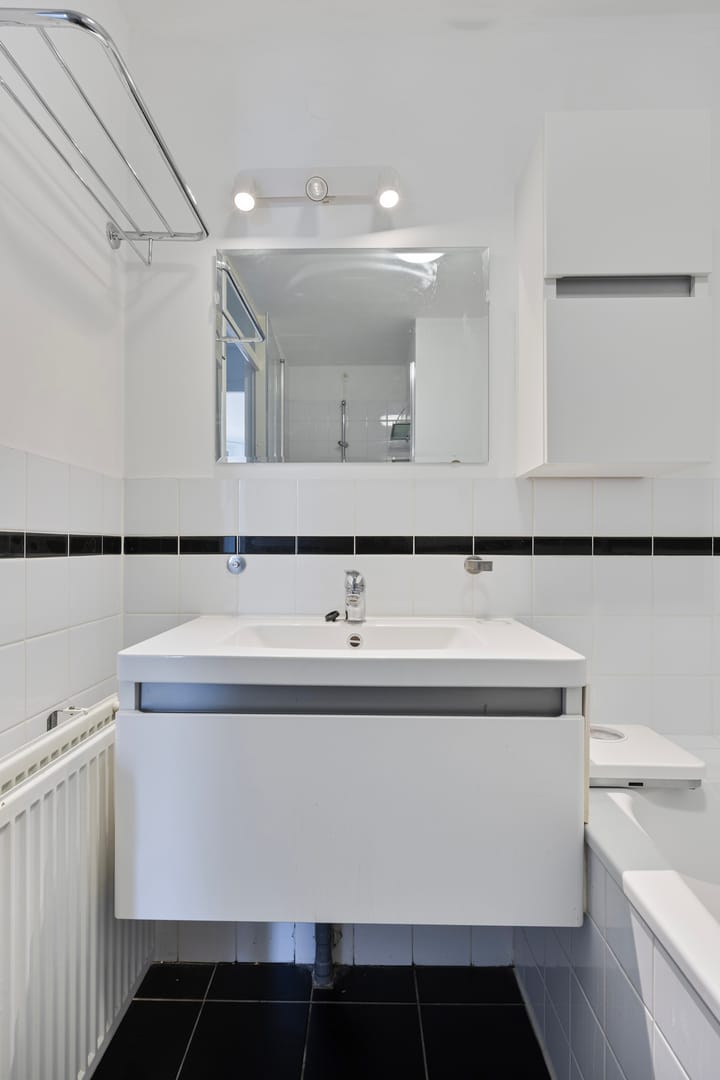 Foto 23 van Stratumsedijk 18-P