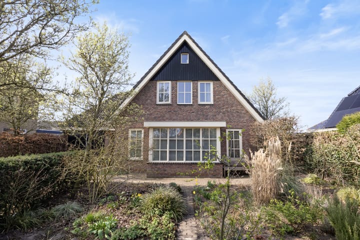 Foto 41 van Huttenstraat 22