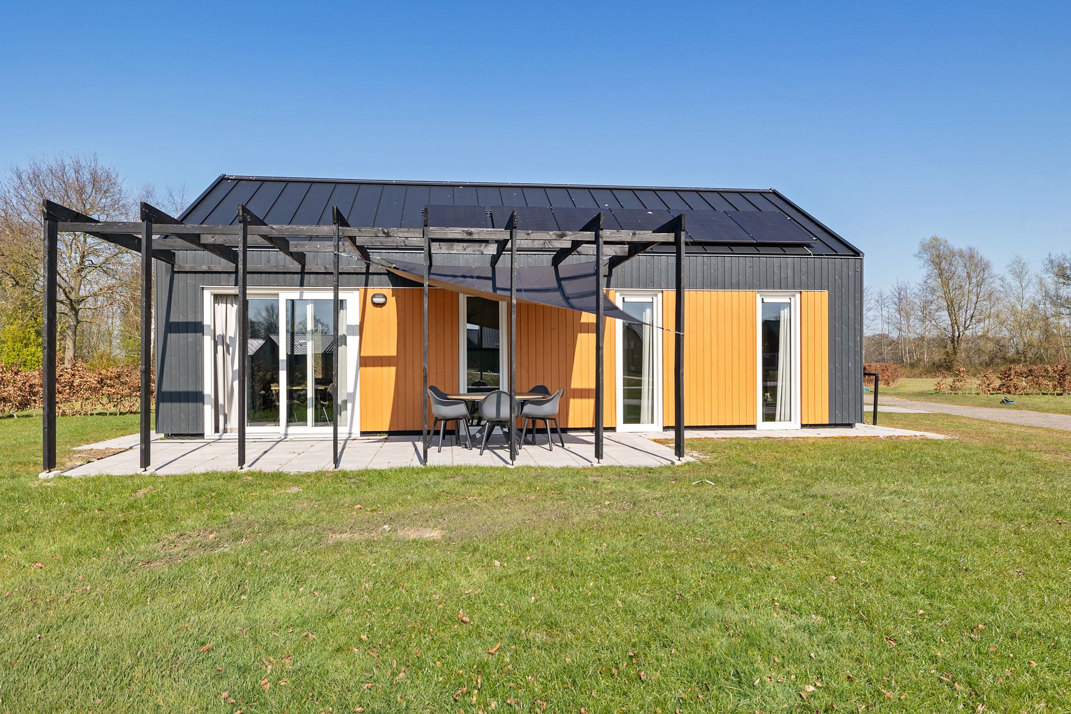 Foto 3 van Zuidlaarderweg 37-135