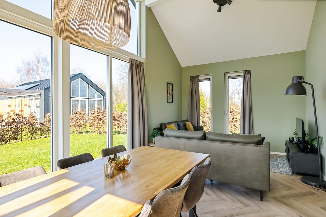 Foto 16 van Zuidlaarderweg 37-135