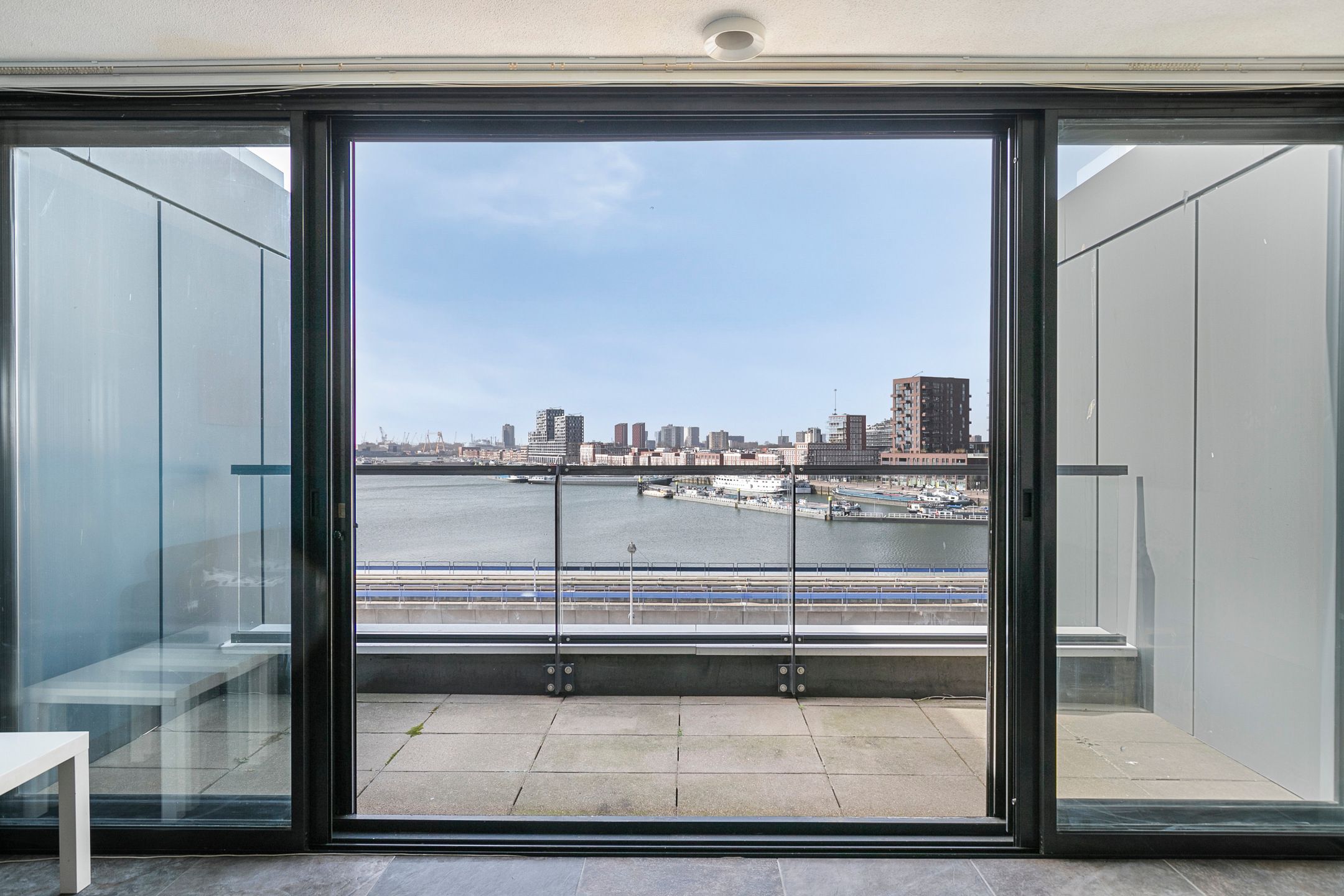 Foto 15 van Maashaven O.z. 223