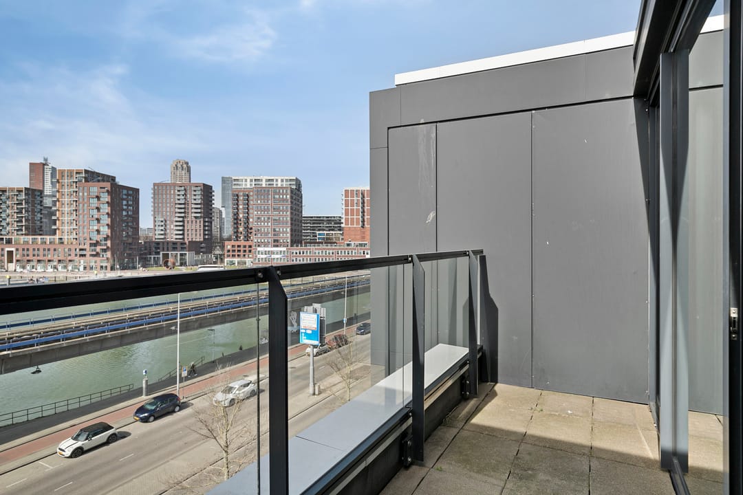 Foto 16 van Maashaven O.z. 223