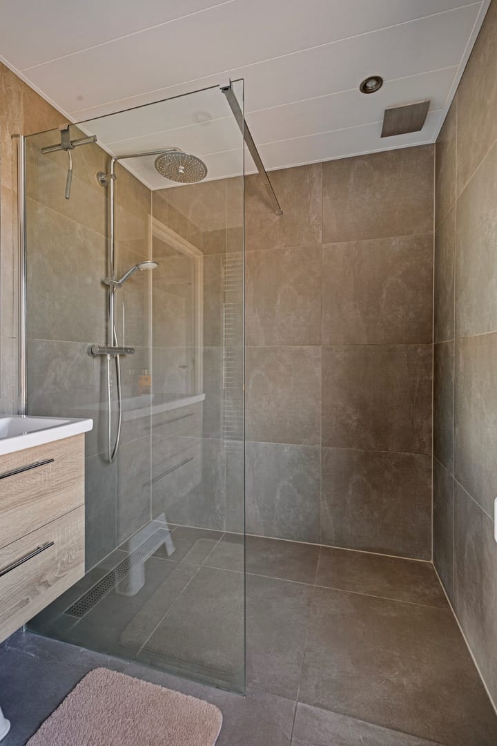 Photo 20 of Poppestraat 133