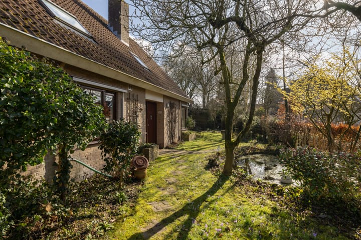 Foto 42 van Dahlialaan 6