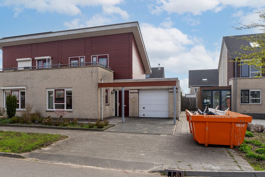 Photo 1 of Richter 37