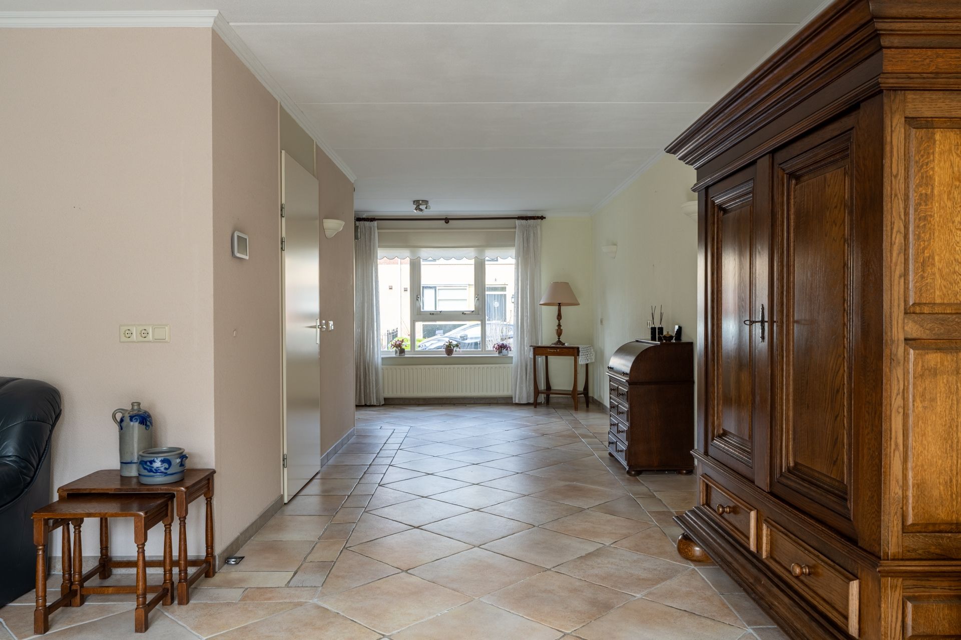 Photo 9 of Richter 37