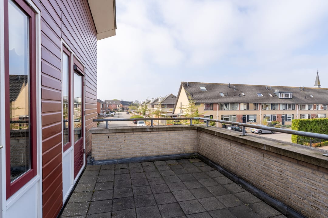 Photo 22 of Richter 37