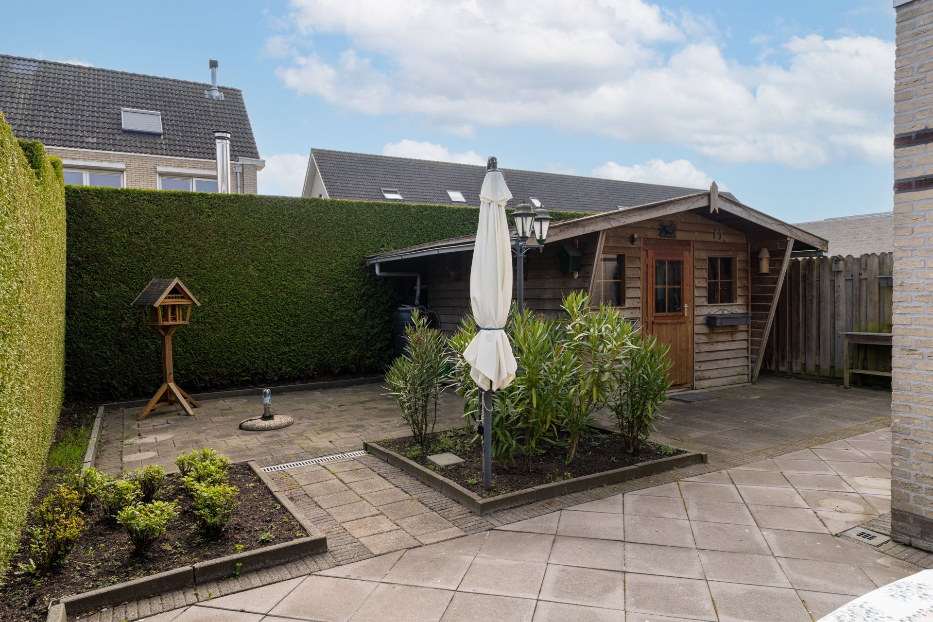 Photo 27 of Richter 37