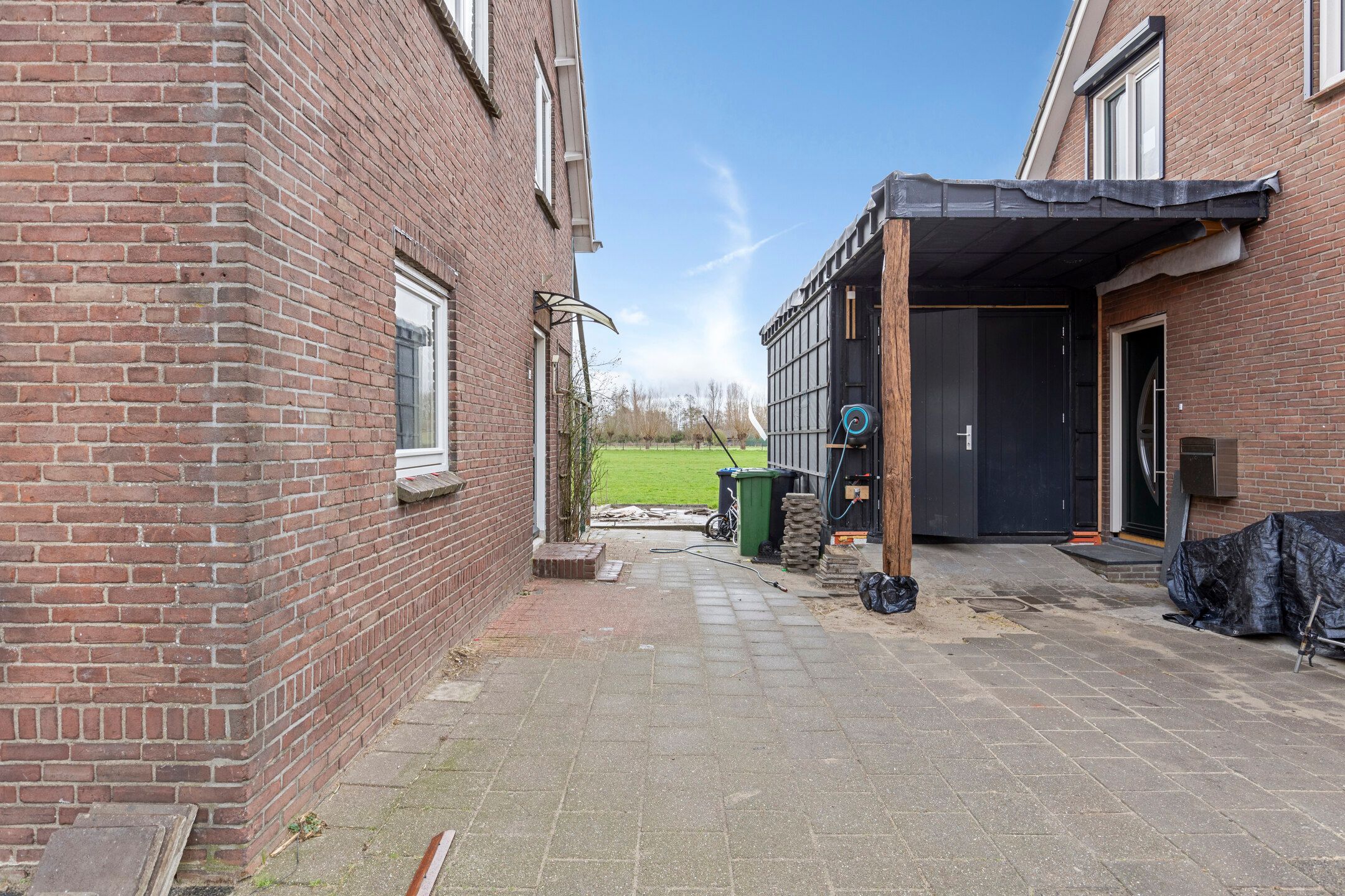 Foto 3 van Gloeiende Spijker 6