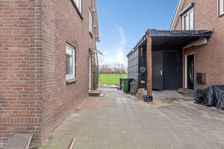 Foto 3 van Gloeiende Spijker 6