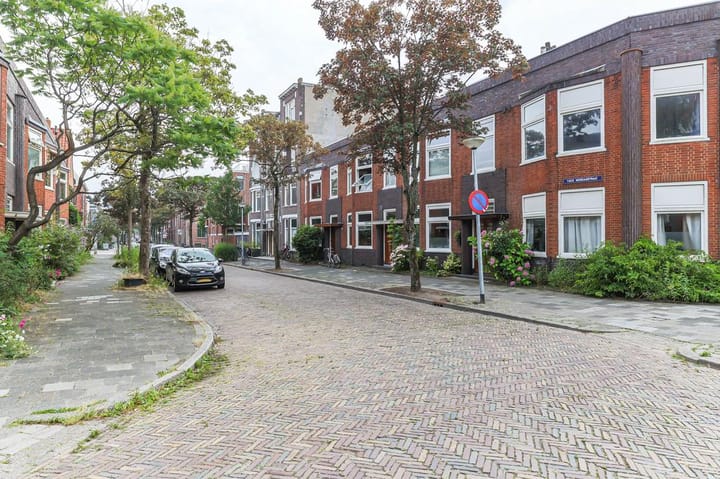 Photo 11 of Taco Mesdagstraat 44-A