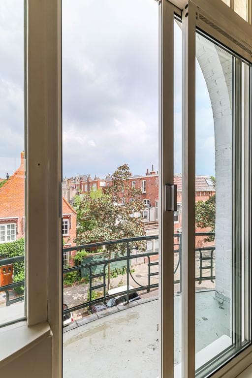 Photo 46 of Taco Mesdagstraat 44-A