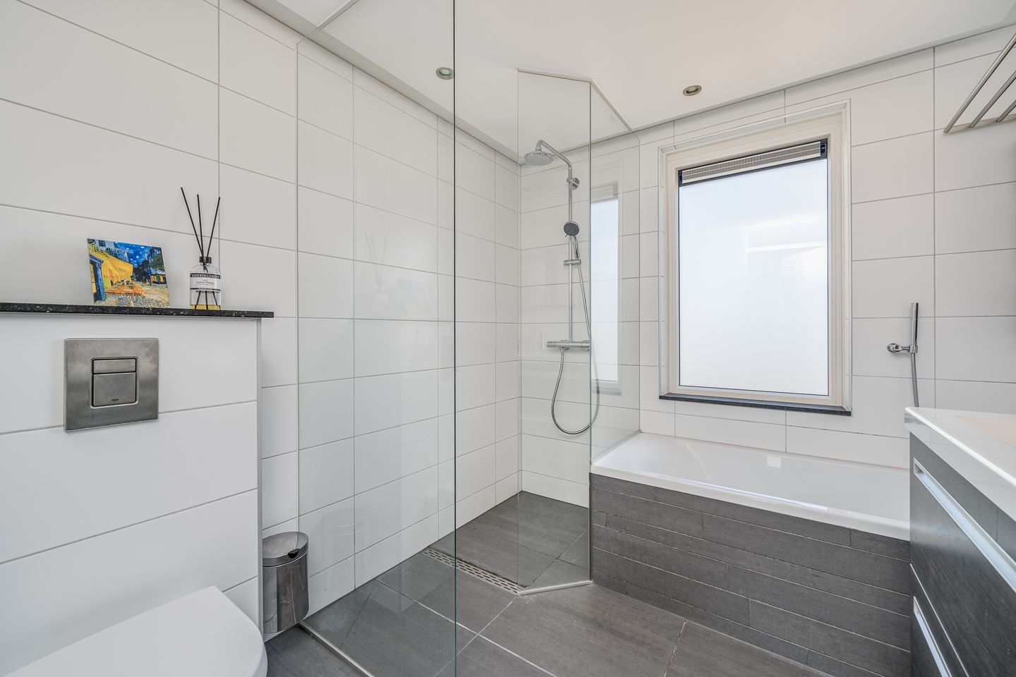 Photo 20 of Anton Wachterburg 92