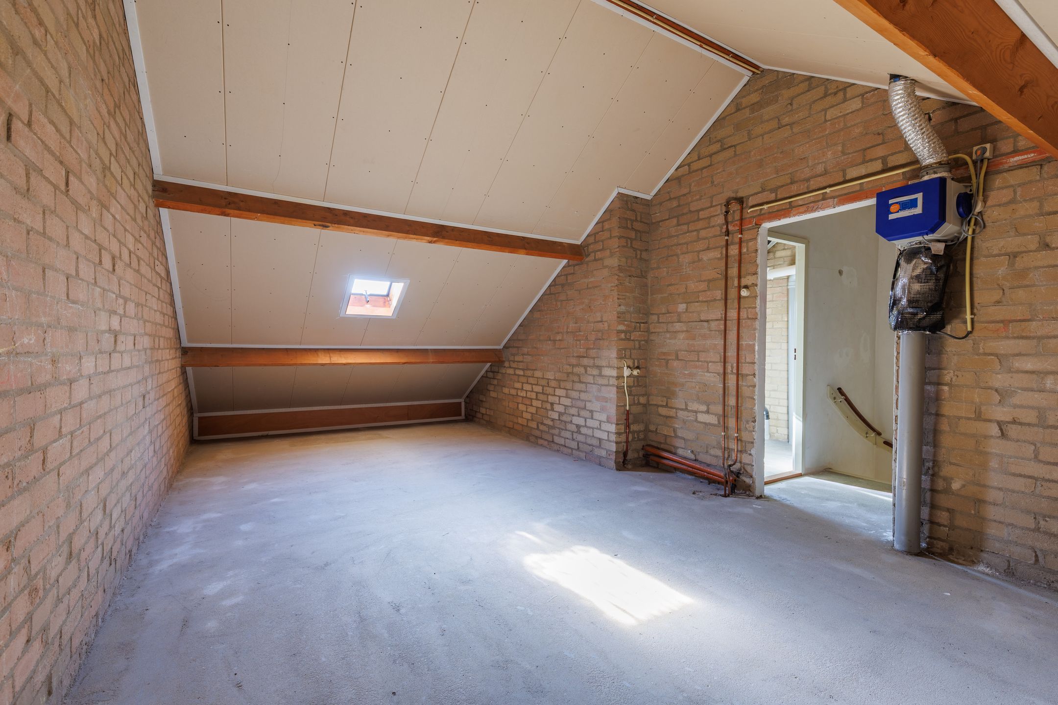 Photo 18 of Cavatinestraat 5