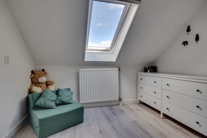 Photo 17 of Huzarenstraat 55