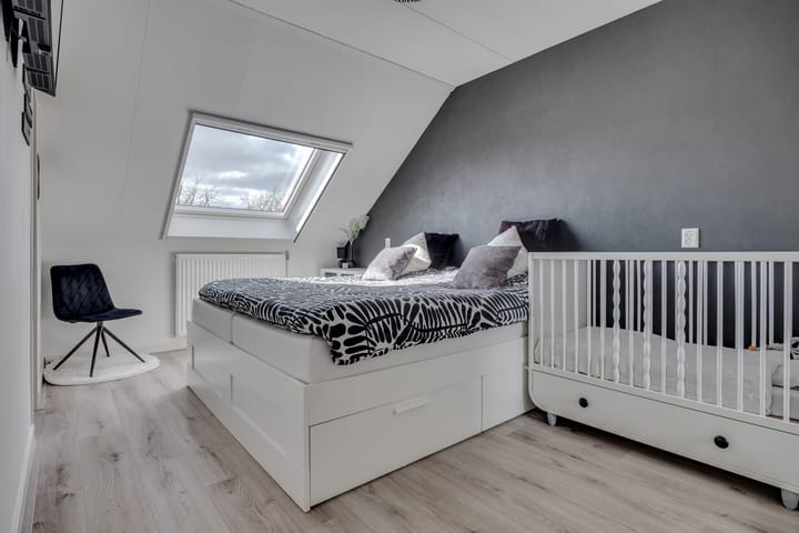 Photo 20 of Huzarenstraat 55