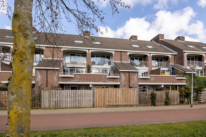 Photo 29 of Huzarenstraat 55