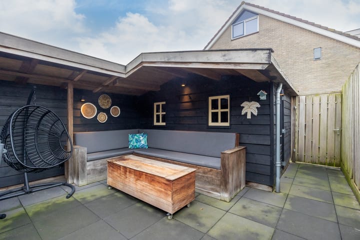 Photo 13 of Prins Bernhardstraat 9