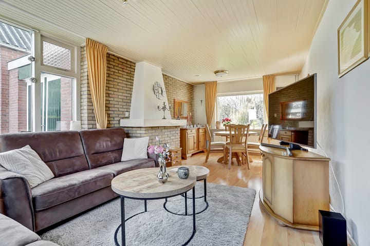 Photo 10 of Middenstraat 14