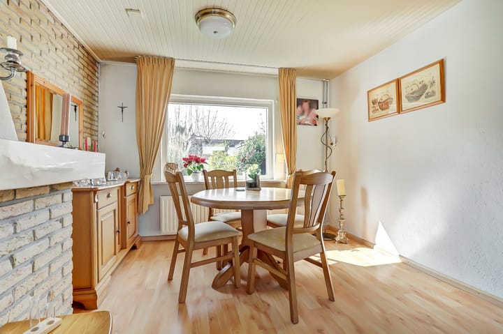 Photo 12 of Middenstraat 14