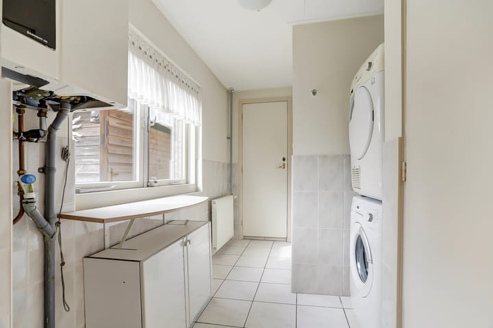 Photo 17 of Middenstraat 14