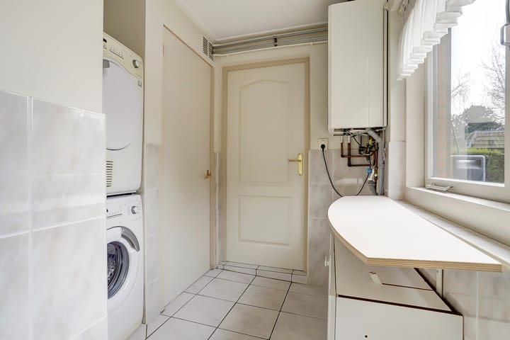 Photo 18 of Middenstraat 14