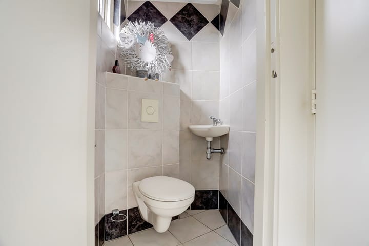 Photo 21 of Middenstraat 14