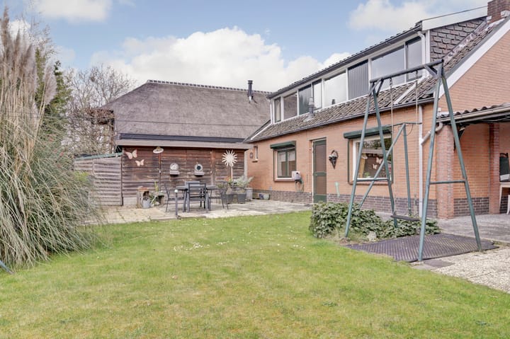 Photo 36 of Middenstraat 14