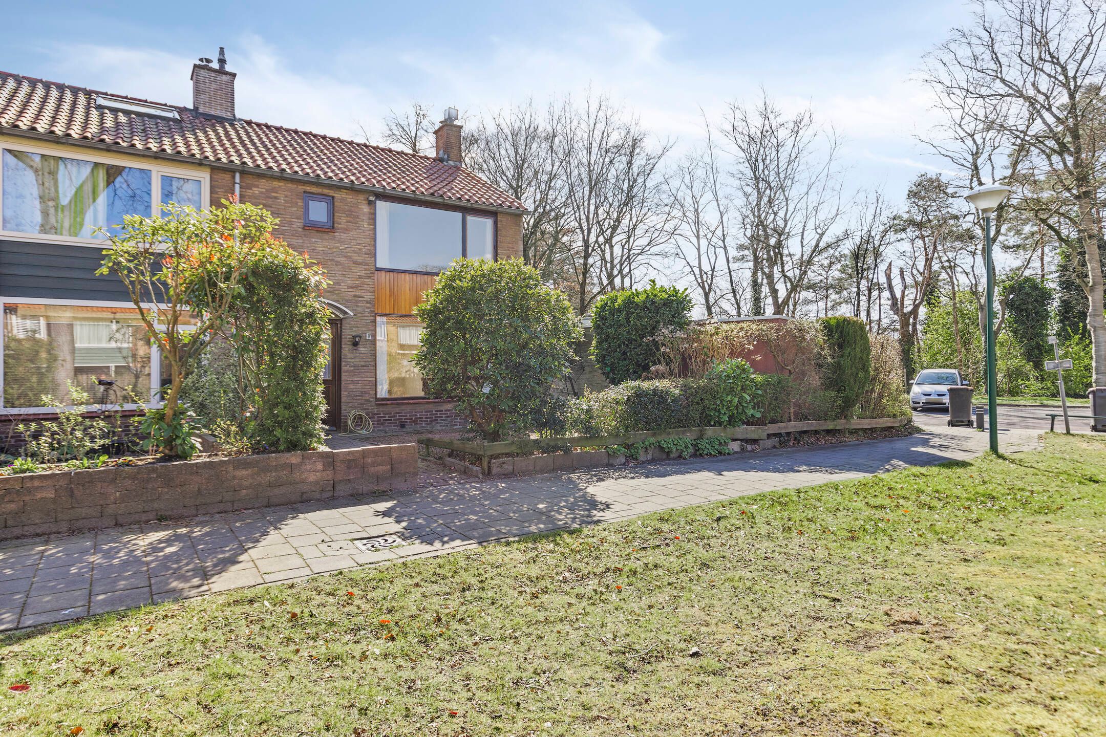 Photo 3 of Antonie van Leeuwenhoeklaan 57