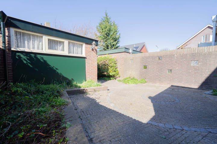 Photo 33 of Pieter Breughelstraat 9